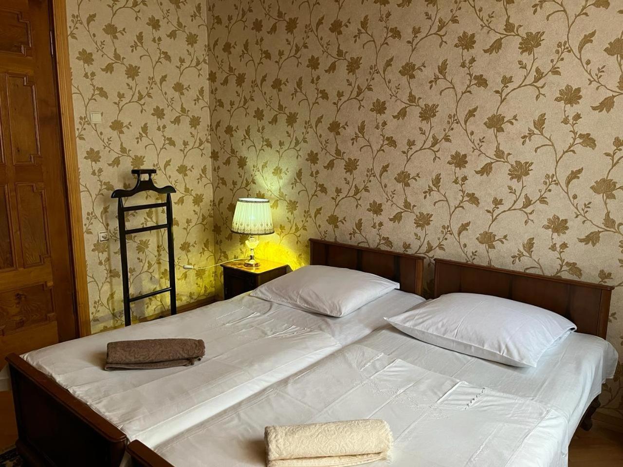 Guest House Levan II Dadiani Zugdidi Εξωτερικό φωτογραφία