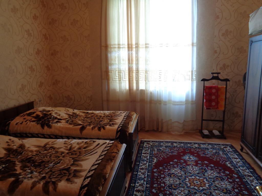 Guest House Levan II Dadiani Zugdidi Εξωτερικό φωτογραφία