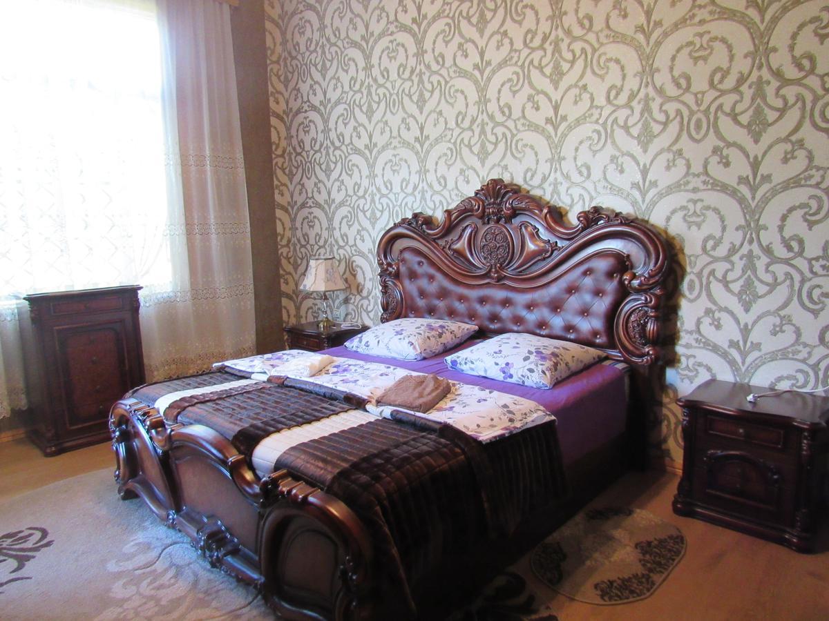 Guest House Levan II Dadiani Zugdidi Εξωτερικό φωτογραφία